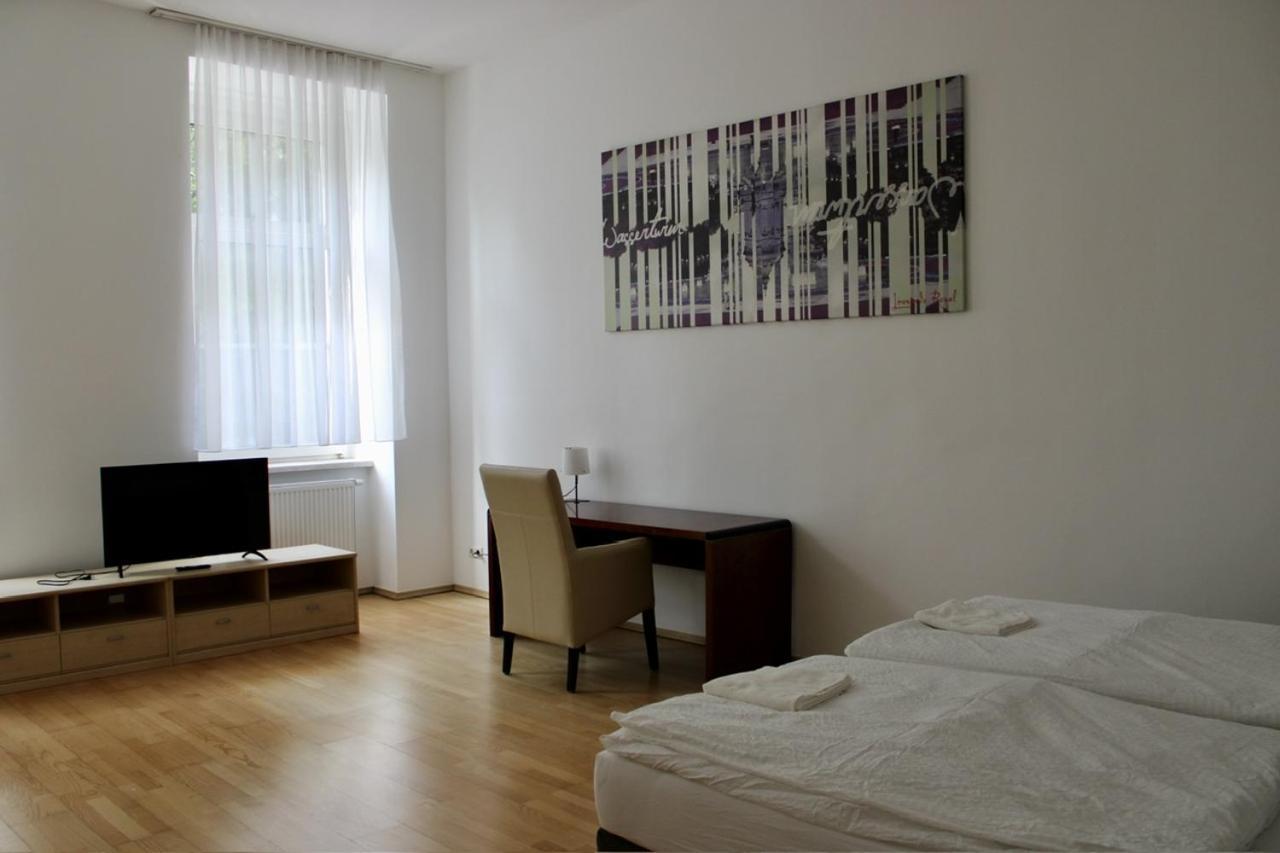 Linz City Appartements 24H Check-In Exteriör bild